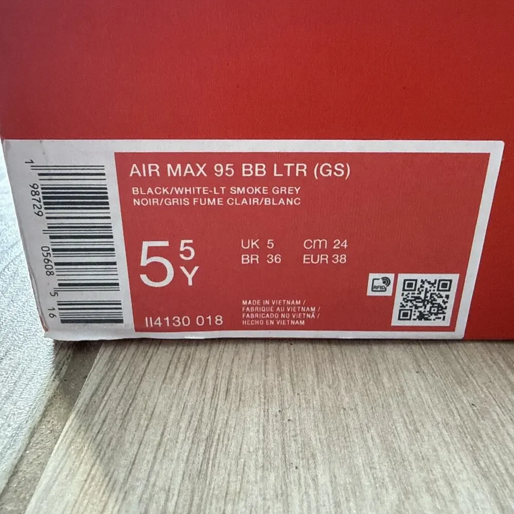 Size 5.5Y Nike Air Max 95 GS Black UNC Blue School Back To School I14130-018